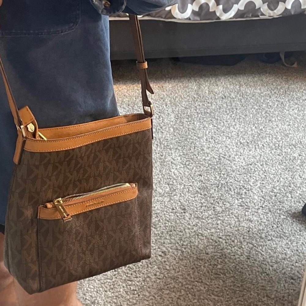 Michael Kors Cross Body